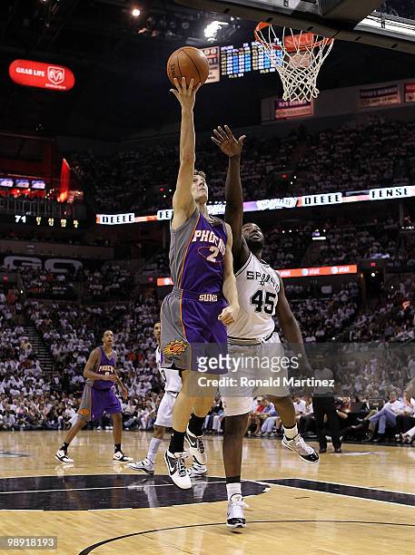 Goran Dragic of the Phoenix Suns takes a shot against the San Antonio Spurs in Game Three of the Western Conference Semifinals during the 2010 NBA...