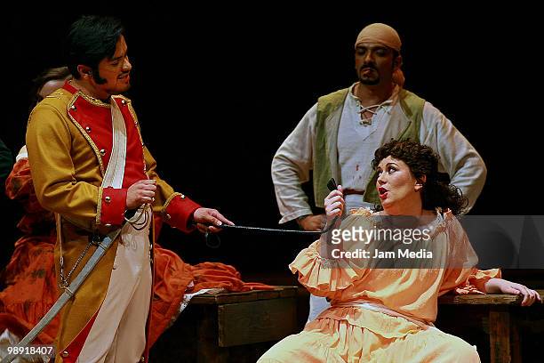 Baritone Edgar Gil and Mezzo Soprano Veronica Simeoni in action during a previous test of the Opera 'Carmen' of Georges Bizet at the Esperanza Iris...