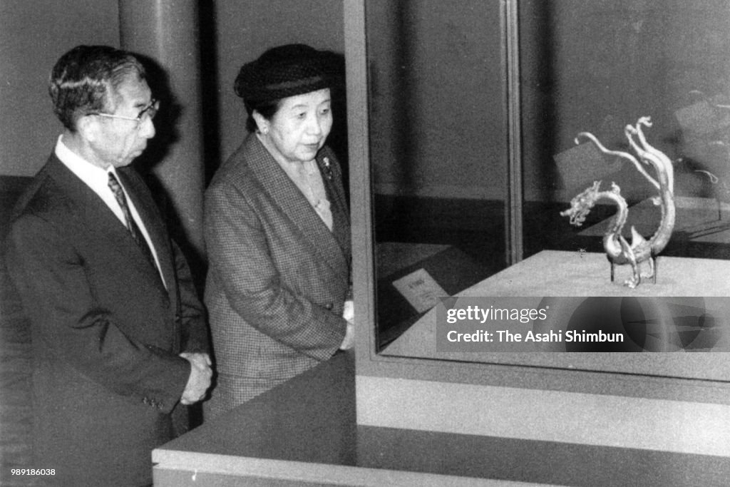 Prince And Princess Mikasa Visit Osaka
