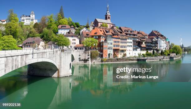 townscape with heilig-geist-kirche, or holy ghost church, high rhine, laufenburg, black forest, baden-wuerttemberg, germany - kirche stock pictures, royalty-free photos & images