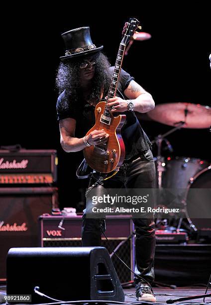 Musician Slash performs at the 6th Annual MusiCares MAP Fund Benefit Concert at Club Nokia on May 7, 2010 in Los Angeles, California.