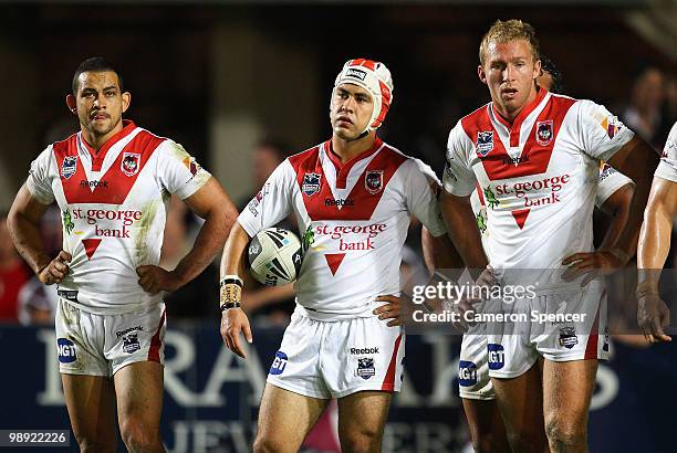 Jamie Soward of the Dragons and team mates look dejected after a Sea Eagles try during the round nine NRL match between the Manly Sea Eagles and the...