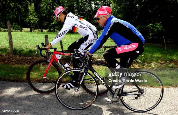 Tour De France 2004 Pevenage Rudy , Kloden Andreas Rest Day Rustdag Jour De Repos, Training Entrainement, Team Equipe Ploeg T-Mobileronde Van...