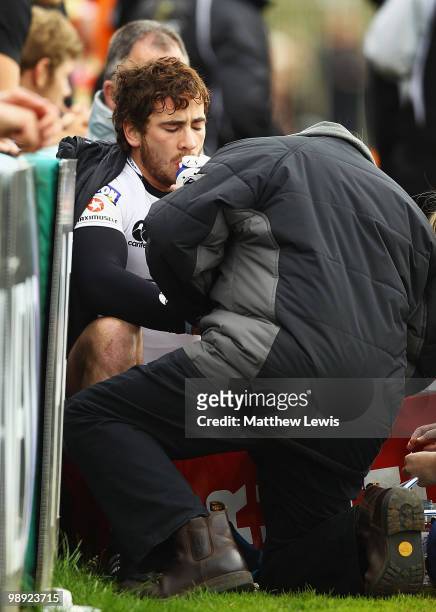 Danny Cipriani of Wasps receives treatment to his hand during the Guinness Premiership match between Newcastle Falcons and London Wasps at Kingston...