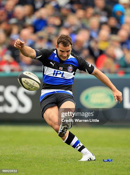 Olly Barkley of Bath converts a kick at goal during the Guinness Premiership match between Bath and Leeds Carnegie on May 8, 2010 in Bath, England.