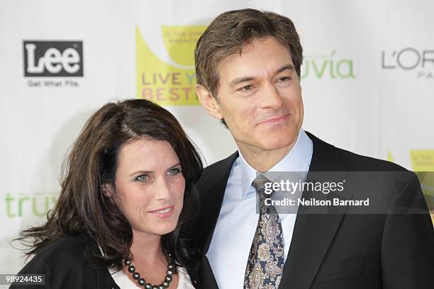 Writer Lisa Oz and Dr. Mehmet Oz attend the "O, The Oprah Magazine" 10th anniversary Live Your Best Life event at the Jacob Javitz Center on May 8,...