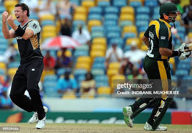 Ian Butler Ian Butler Cricket Photos and Premium High Res Pictures - Getty Images