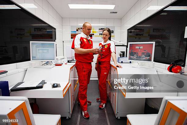 Shell Rafay Tech Manager 358 Mark Farley Photos & High Res Pictures - Getty Images