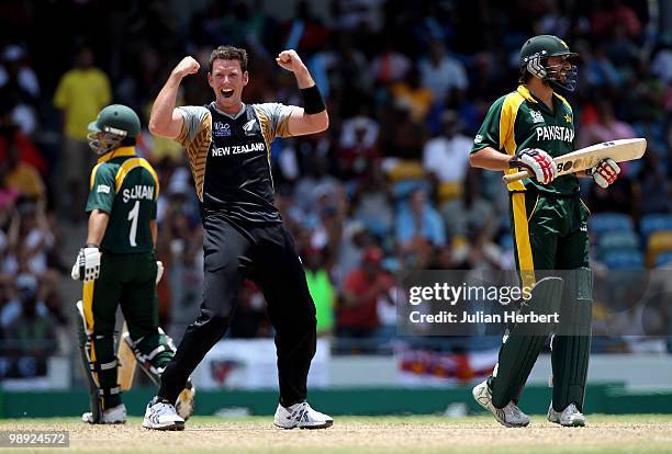 Ian Butler of New Zealand celebrtates the dismissal of Shahid Afridi during The ICC World Twenty20 Super Eight match between New Zealand and Pakistan...