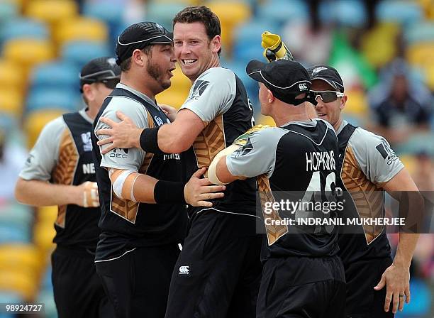 159 Ian Butler (Cricketer) Stock Photos, HighRes Pictures, and Images