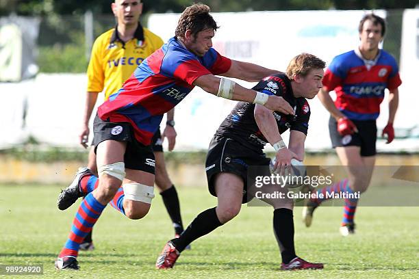 Roger Kirkwood of I Cavalieri Prato runs with the ball during the Campionato Eccellenza Super 10 match between I Cavalieri Prato and Fermi-CZ Rovigo...