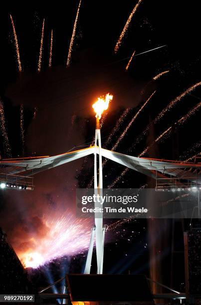 Athens 2004 Olympic Gamesillustration Illustratie, Olympic Flame Feu Vlam Olympische, Fire Works Feu D'Artifice Vuurwerkopening Ceremonie, Seremonie...