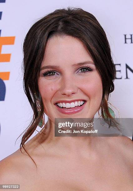 Actress Sophia Bush arrives at the 17th Annual Race To Erase MS Gala at the Hyatt Regency Century Plaza on May 7, 2010 in Century City, California.