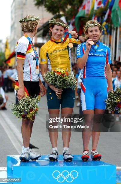 Women Road Race, Athens Podium, Arndt Judith Silver Medal Medaille D'Argent Zilver Medaille, Deception Teleurstelling, Carrigan Sara Gold Medal...