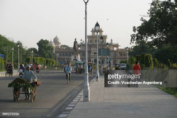jaipur city life, daily life on the streets of jaipur city, rajasthan, india - argenberg stockfoto's en -beelden