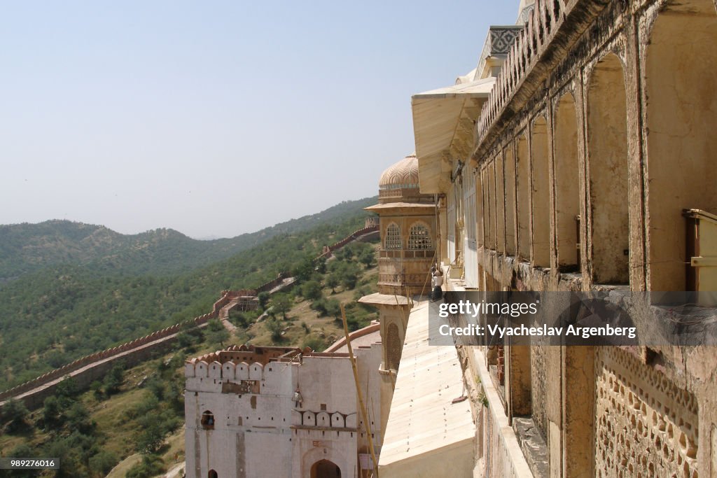 Amer Fort sandstone walls, Hindu and Mughal architecture, Rajasthan, India