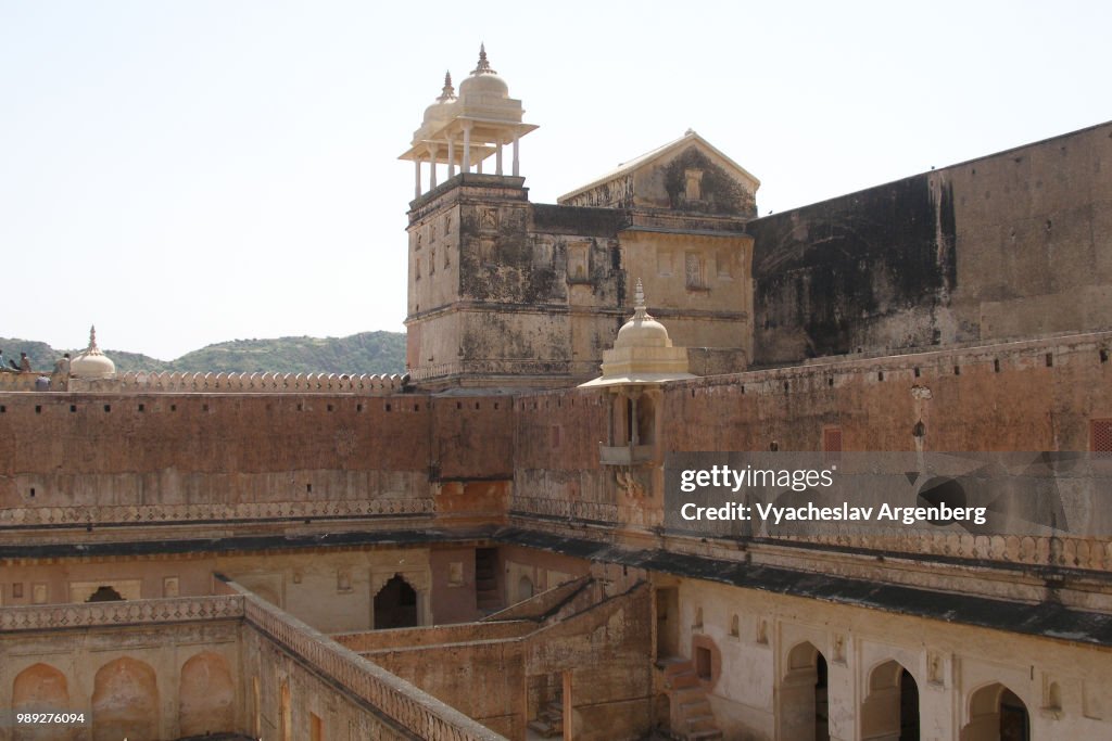 Amber Fort, beautiful mix of Rajputana Hindu and Mughal Islamic style of architecture, Rajasthan, India