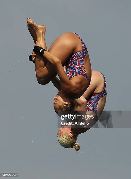 Sarah Barrow and Tonia Couch of Great Britain diveduring the Women's Synchronized 10 Meter Platform Final at the Fort Lauderdale Aquatic Center...