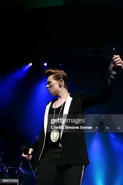 Elly Jackson of La Roux performs live on stage at Brixton Academy on May 8, 2010 in London, England.