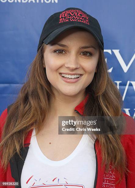 Actress Rachael Leigh Cook attends the 17th Annual EIF Revlon Run/Walk for Women on May 8, 2010 in Los Angeles, California.