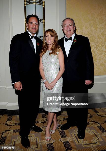 Mike Piazza ,actress Jane Seymour and James Keach attend the media rception for the 25th annual Ellis Island Medals Of Honor Ceremony & Gala at the...