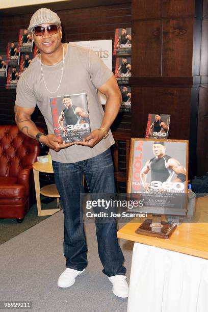 Cool J signs copies of "Platinum 360 Diet and Lifestyle" at Barnes & Noble bookstore at The Grove on May 8, 2010 in Los Angeles, California.