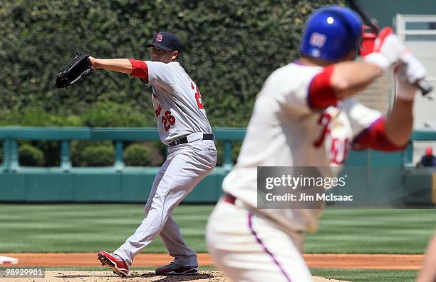 Kyle Lohse of the St. Louis Cardinals delivers a pitch to Placido Polanco of the Philadelphia Phillies at Citizens Bank Park on May 6, 2010 in...