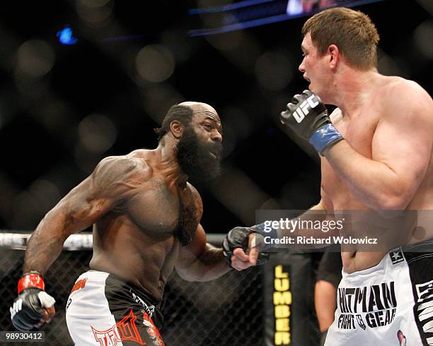 Slice Ufc Kimbo Slice Ufc Photos and Premium High Res Pictures - Getty Images