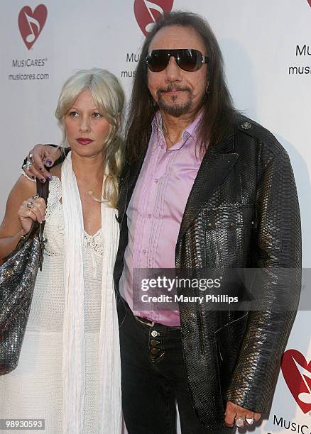 Ace Frehley and Rachael Gordon arrive at MusiCares MAP Fund Benefit Concert at Club Nokia on May 7, 2010 in Los Angeles, California.