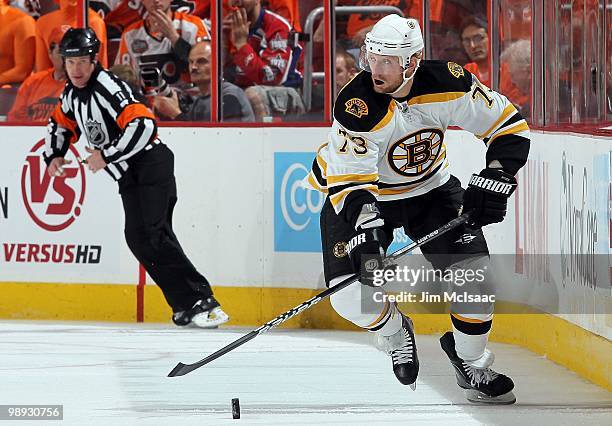 Michael Ryder of the Boston Bruins skates against the Philadelphia Flyers in Game Three of the Eastern Conference Semifinals during the 2010 NHL...