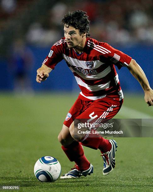Heath Pearce of FC Dallas dribbles the ball against D.C. United at Pizza Hut Park on May 8, 2010 in Frisco, Texas.