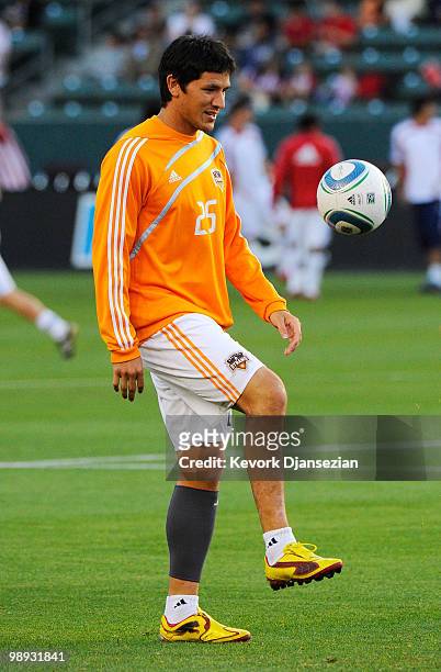 Forward Brian Ching of Houston Dynamo during warm up prior to the start of the MLS soccer match against Chivas USA on May 8, 2010 at the Home Depot...
