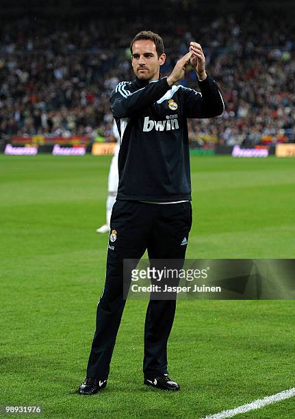 Christoph Metzelder of Real Madrid greets the fans prior to the start of the La Liga match between Real Madrid and Athletic Bilbao at the Estadio...