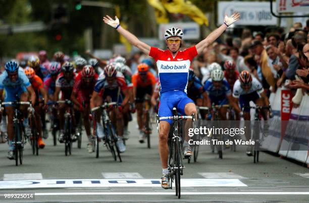 Paris - Tours 2004Dekker Erik Celebration Joie Vreugde, Freire Oscar , Davis Allan , O'Grady Stuart , Bettini Paolo , Hondo Danilo World Cup Uci,...