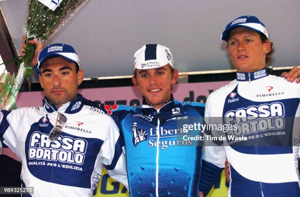 Giro Del Piemonte 2004Ongarato , Davis Allan Celebration Joie Vreugde, Chicchi Www.Tdwsport.Com