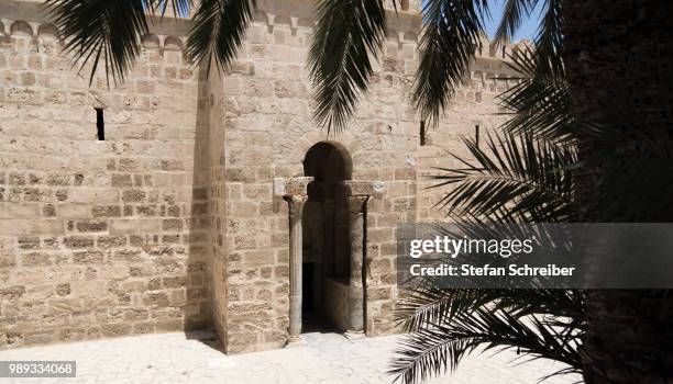 eingang ribat sousse - sousse stock pictures, royalty-free photos & images