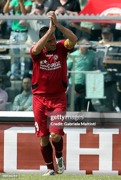 Cristiano Lucarelli of AS Livorno Calcio celebrates a goal during the Serie A match between AS Livorno Calcio and SS Lazio at Stadio Armando Picchi...