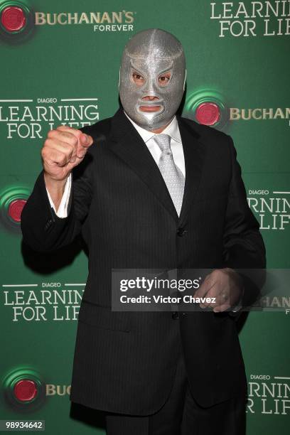 Mexican wrestling El Hijo Del Santo attends the Buchanan's Forever 2010: Learning For Life at Colegio de las Vizcainas on May 8, 2010 in Mexico City,...