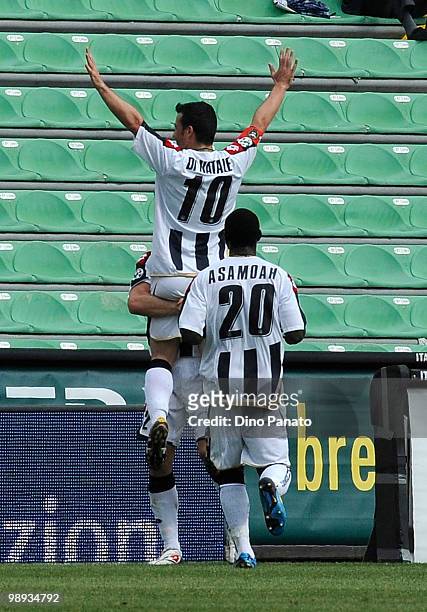 Antonio Di Natale of Udinese celebrates after scoring a goal during the Serie A match between Udinese Calcio and AS Bari at Stadio Friuli on May 9,...