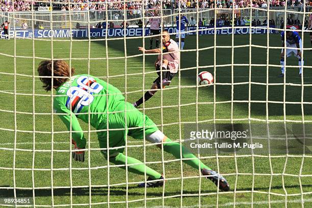 Fabrizio Miccoli of Palermo scores the 1:1 equalising goal from a penalty past Sampdoria's goalkeeeper Marco Storari during the Serie A match between...