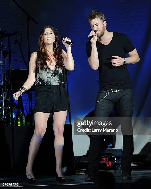 Charles Kelley and Hillary Scott of Lady Antebellum perform at Cruzan Amphitheatre on May 8, 2010 in West Palm Beach, Florida.