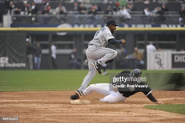 Chone Figgins of the Seattle Mariners fields against the Chicago White Sox on April 24, 2010 at U.S. Cellular Field in Chicago, Illinois. The White...