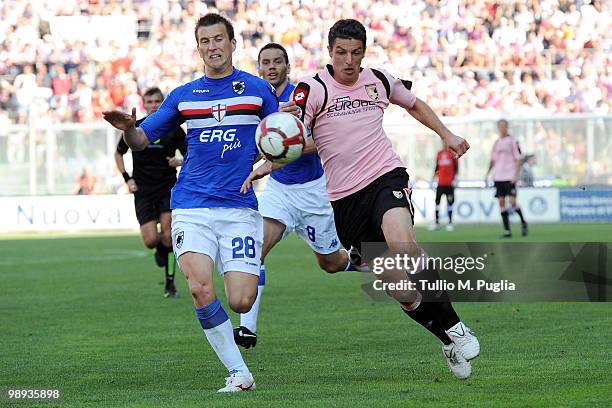 Igor Budan of Palermo and Daniele Gastaldello of Sampdoria compete for the ball during the Serie A match between US Citta di Palermo and UC Sampdoria...