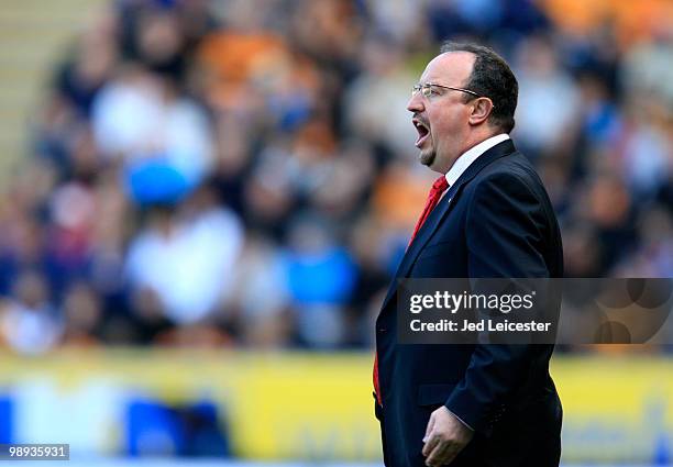 Liverpool manger Rafael Benitez shouts instructions during the Barclays Premier League match between Hull City and Liverpool at the KC Stadium on May...