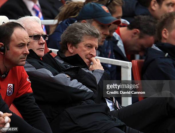 Roy Hodgson the manager of Fulham during the Barclays Premier League match between Arsenal and Fulham at The Emirates Stadium on May 9, 2010 in...