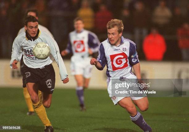 Foot Lokeren Anderlechtvidarsson Arnar Zetterberg Par Voetballokeren Sk Anderlecht Rsc Footballiso Sport !Im 333997 Sport Sportsport Sp