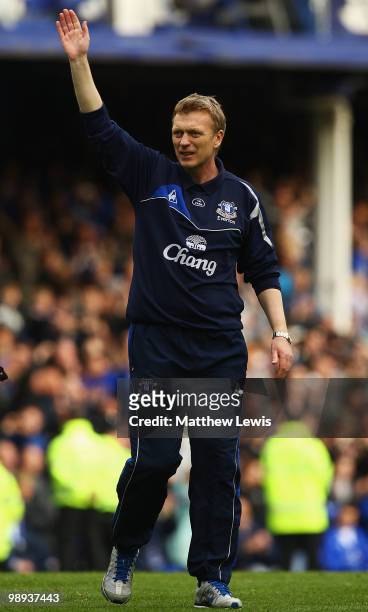 David Moyes, manager of Everton thanks the supporters after the Barclays Premier League match between Everton and Portsmouth at Goodison Park on May...