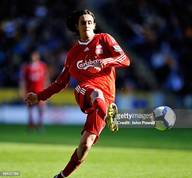 Alberto Aquilani of Liverpool during the Barclays Premier League match between Hull City and Liverpool at KC Stadium on May 9, 2010 in Hull, England.