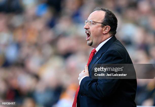 Liverpool manager Rafael Benitez shouts instructions during the Barclays Premier League match between Hull City and Liverpool at the KC Stadium on...