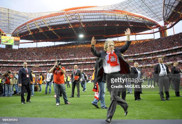 Benfica´s coach Jorge Jesus celebrates after his team's victory over Rio Ave during their Portuguese league football match at the Luz Stadium in...